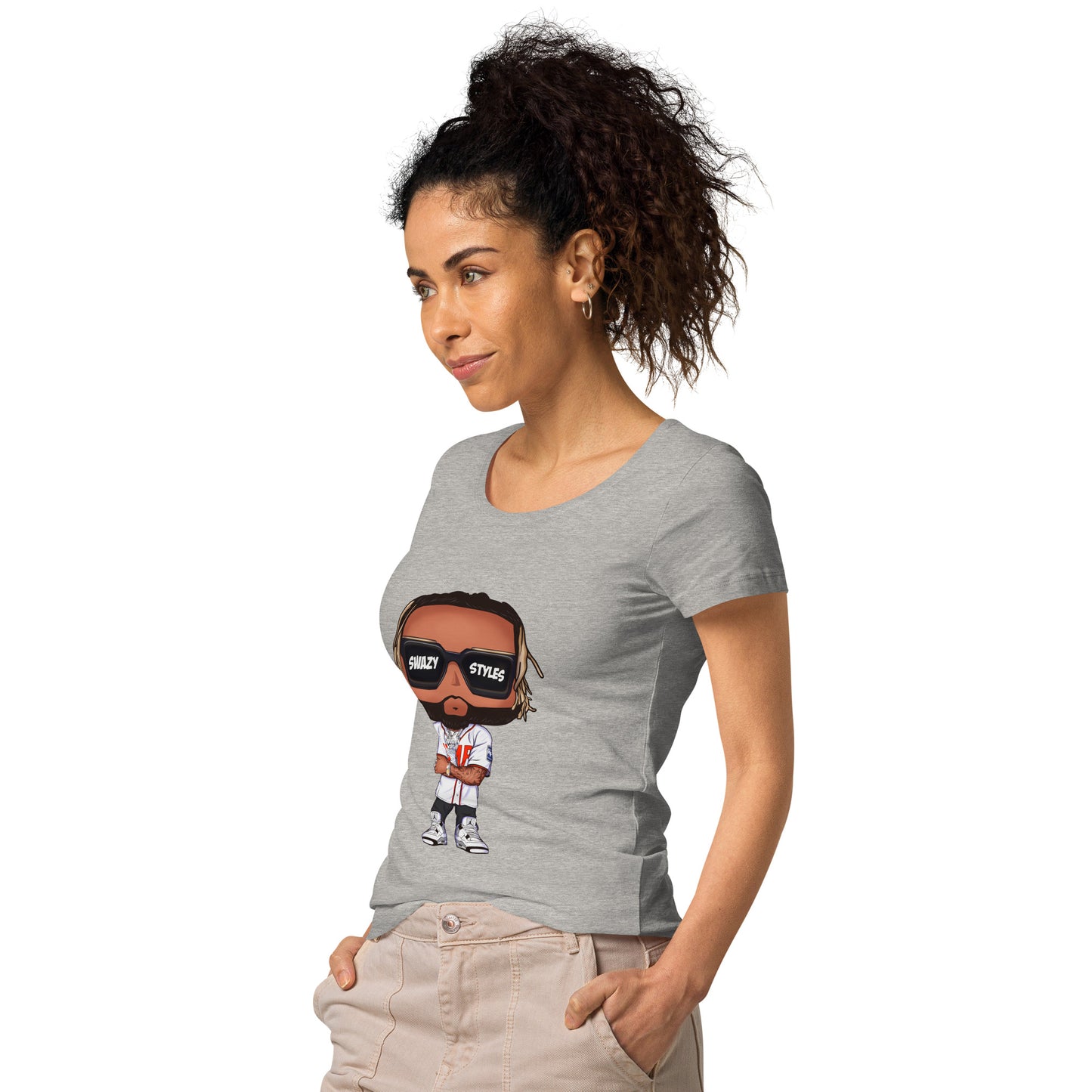 Swazy Women’s Love is Love Fly T-shirt