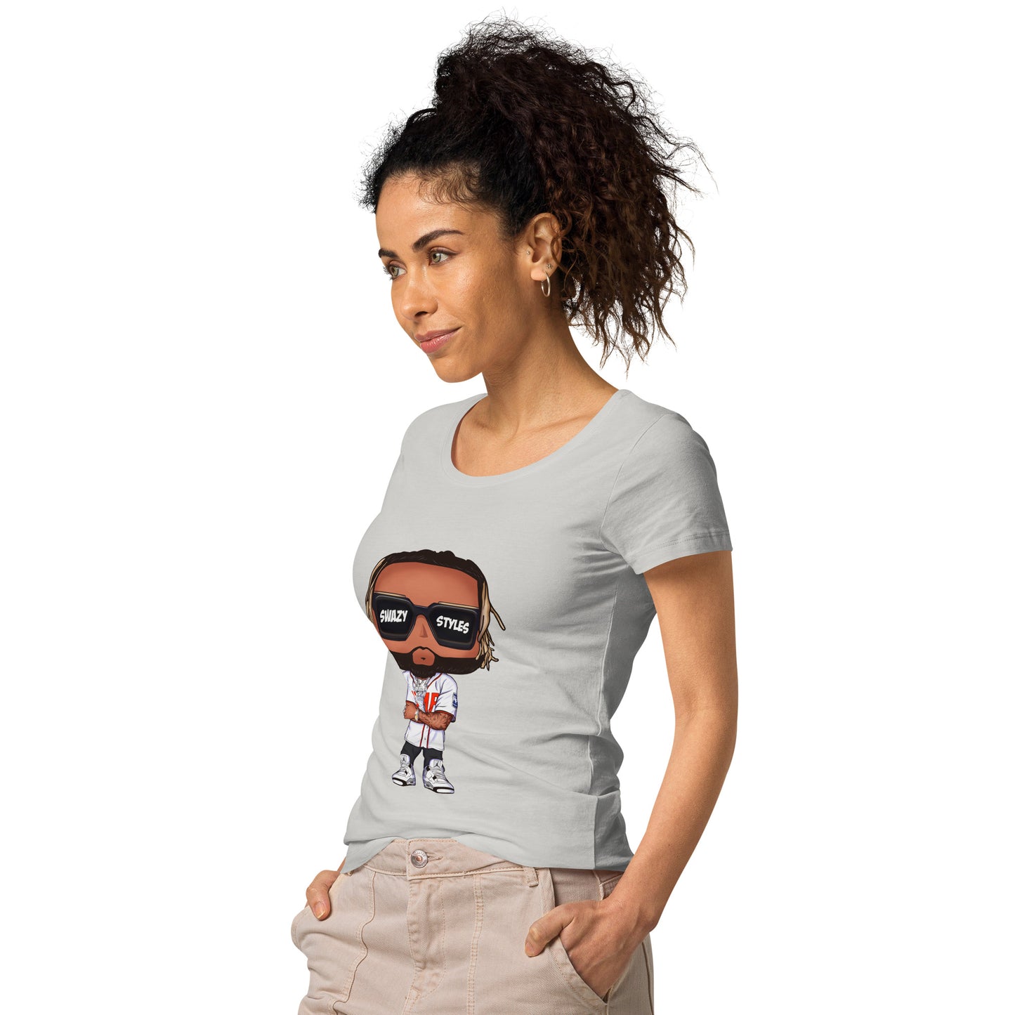 Swazy Women’s Love is Love Fly T-shirt